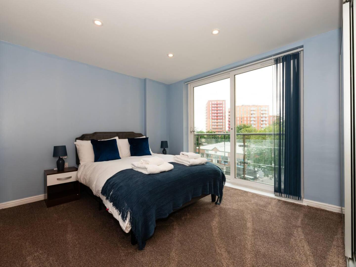 Apartment Peaceful Stylish Oasis 2 Minutes From Station Pass The Keys Feltham